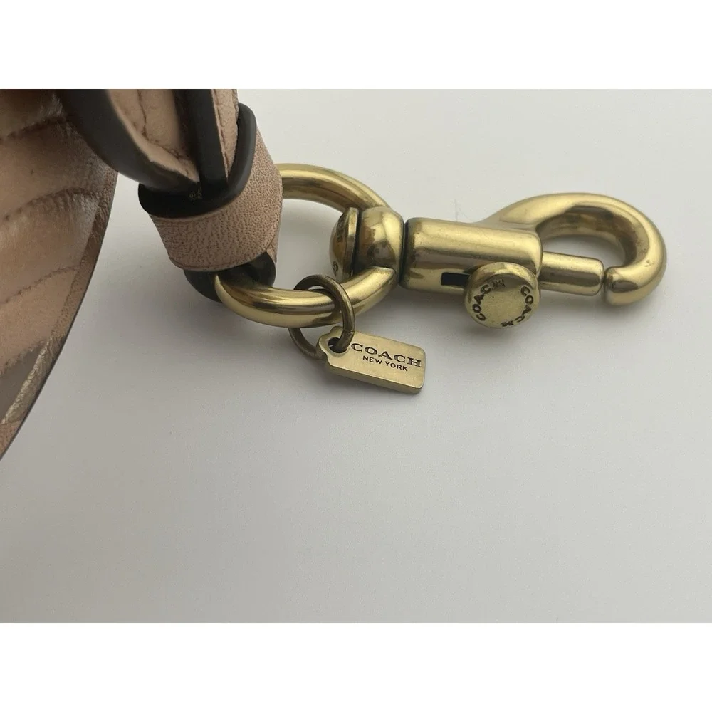 Coach Novelty Strap Quilted Deco Metallic Pink Nude‎ Leather Gold Hardware - Picture 8 of 9